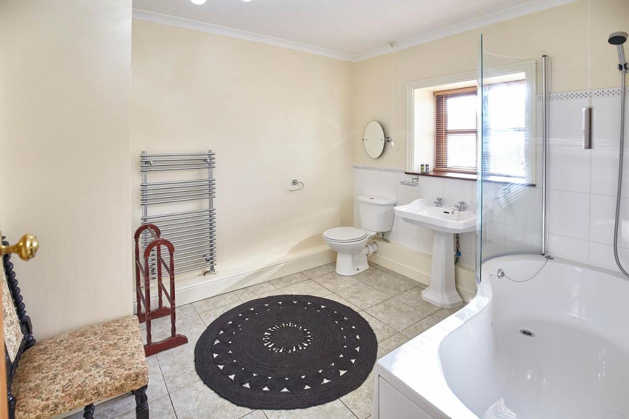 Host & Stay - The Arches Cottage Brotton Экстерьер фото