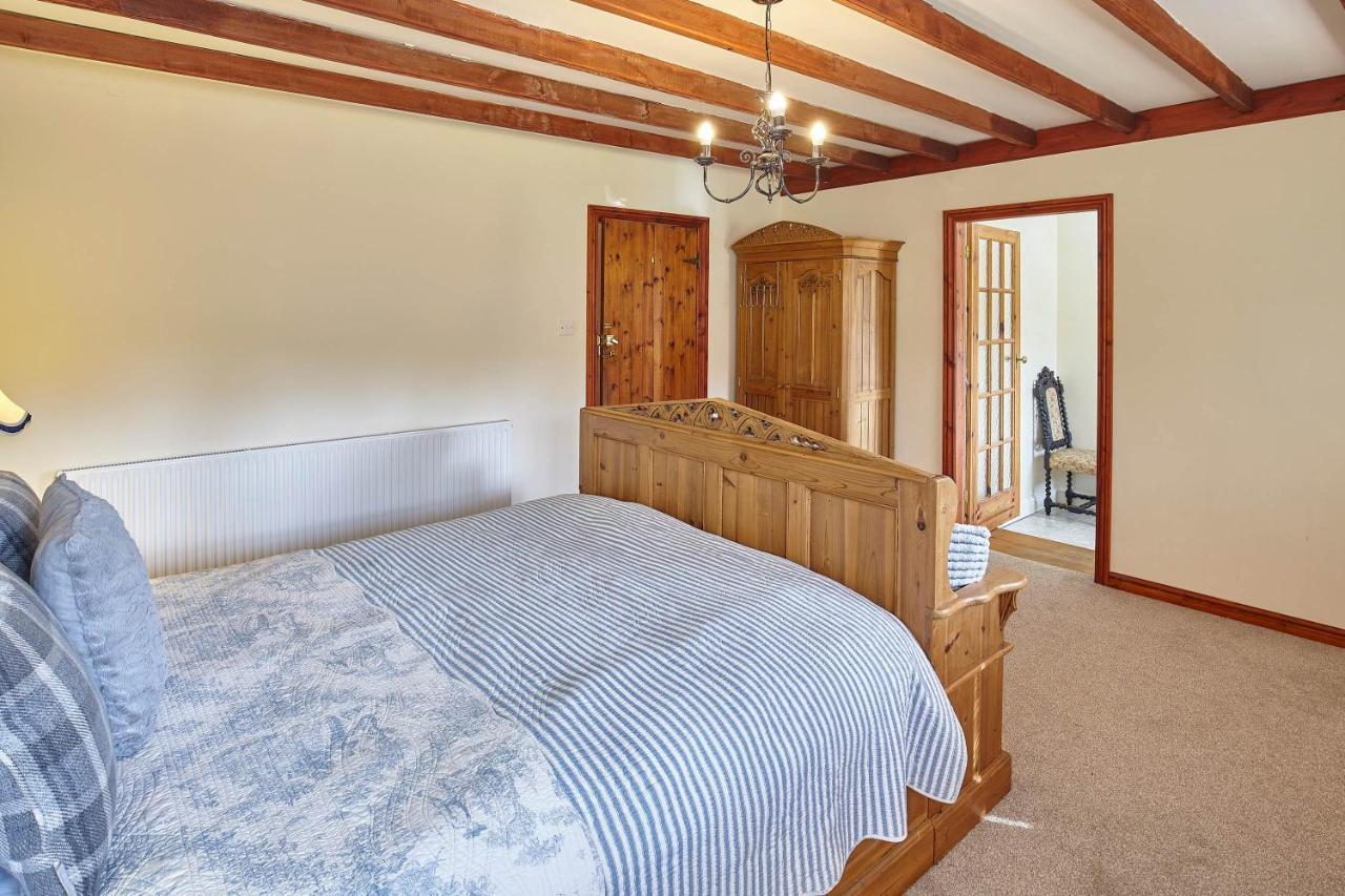 Host & Stay - The Arches Cottage Brotton Экстерьер фото